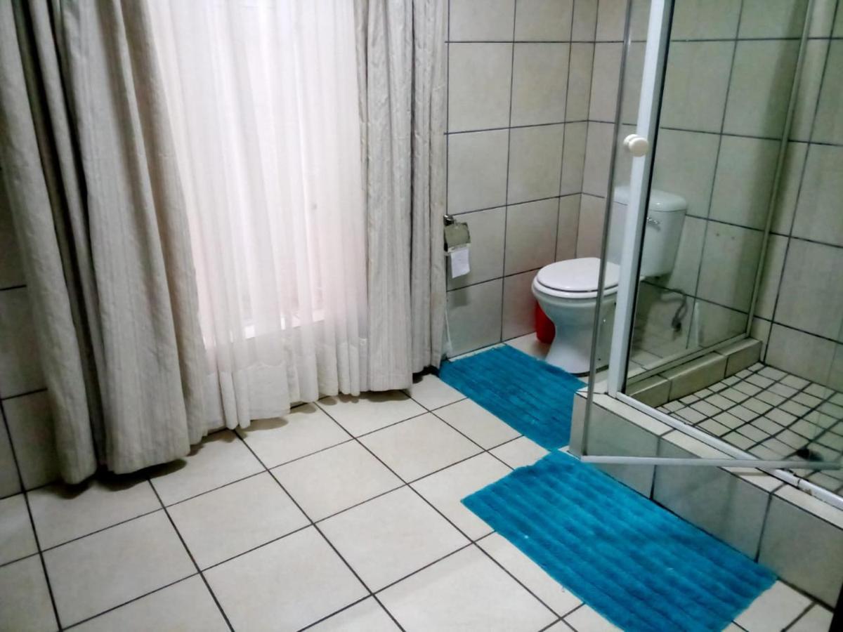 Rustenburg Guesthouse المظهر الخارجي الصورة